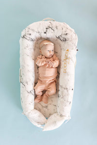 DELUXE+ DOCK - Carrara Marble